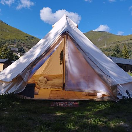 Camping La Zarapica - Palacios Del Sil المظهر الخارجي الصورة