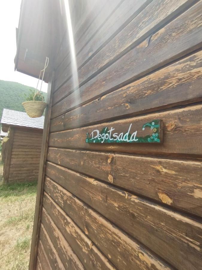 Camping La Zarapica - Palacios Del Sil المظهر الخارجي الصورة
