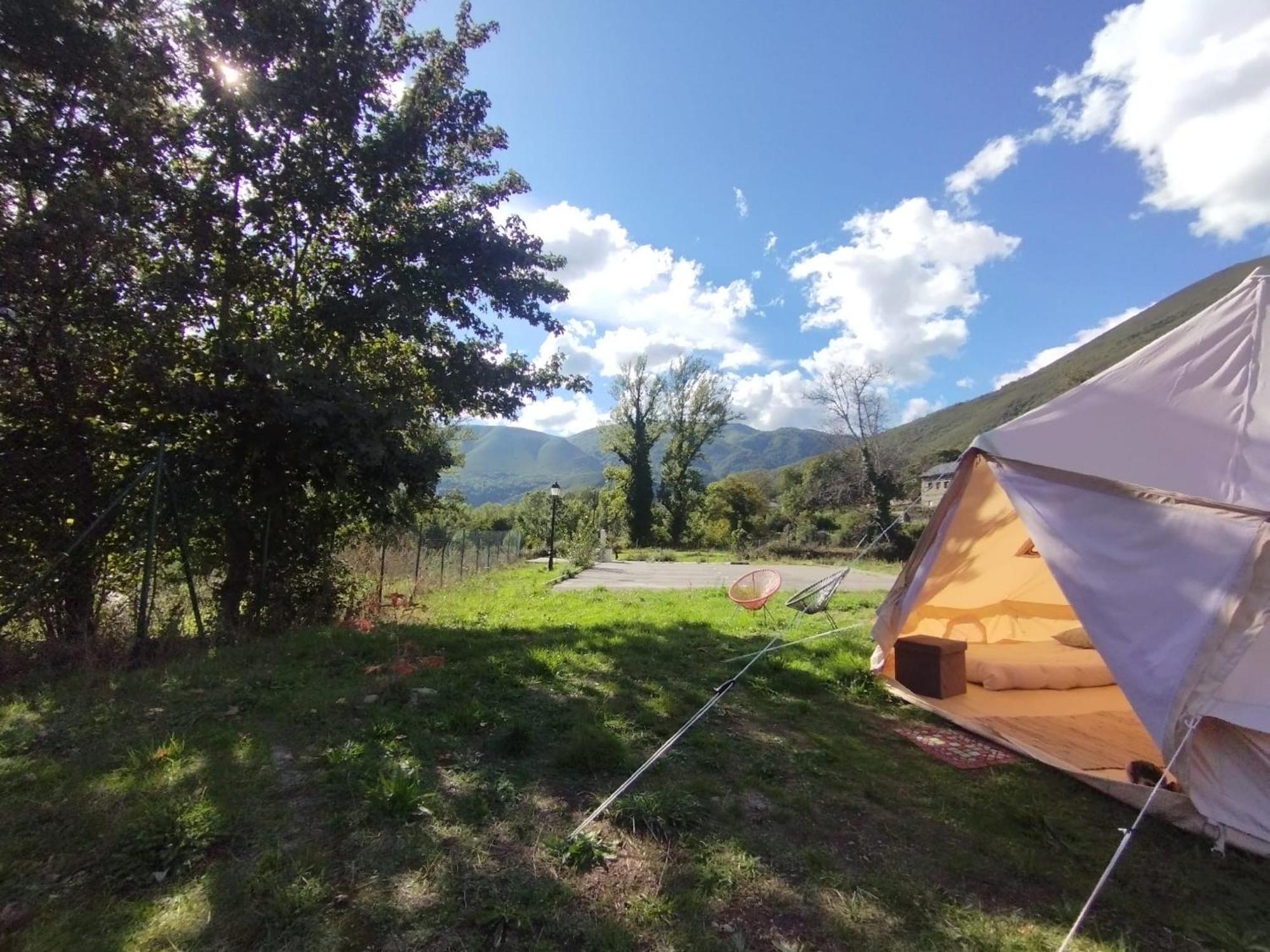 Camping La Zarapica - Palacios Del Sil المظهر الخارجي الصورة
